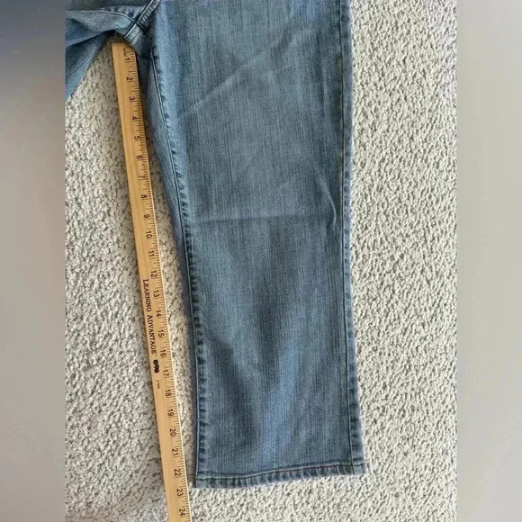 Chicos Platinum Emerald Crop Jeans Women’s Size 1.5 (10) - Picture 6 of 8